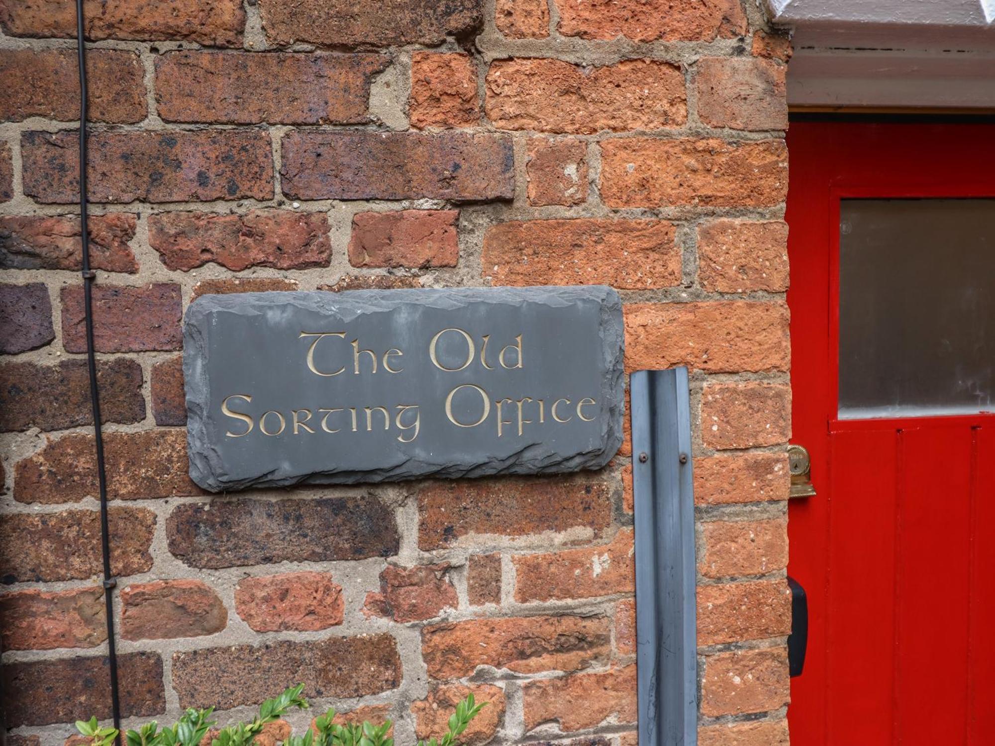 The Old Sorting Office Villa Hawarden Exterior photo